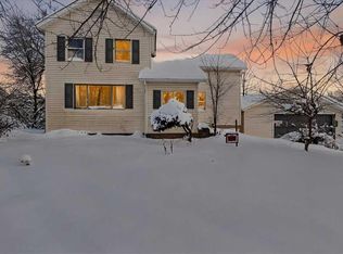 27064 White St, Cassopolis, MI 49031