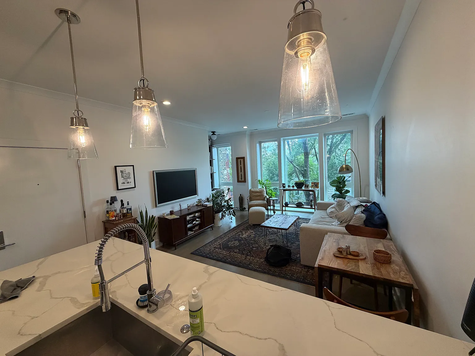 2 bed, 1200 sqft, $3,100 — Photo 3