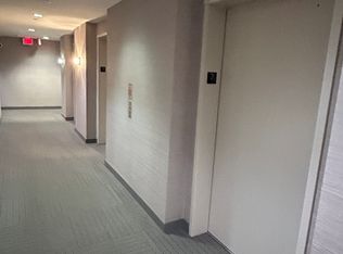 8 Mercer St #706, Toronto, ON M5V0C4