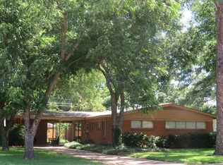 137 W Ireland Dr, Irving, TX 75062