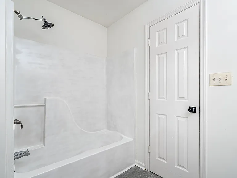 2718 Buckner Ln — Photo 29