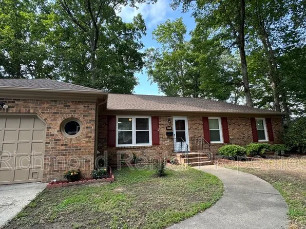 229 Shadywood Dr, Newport News, VA 23602