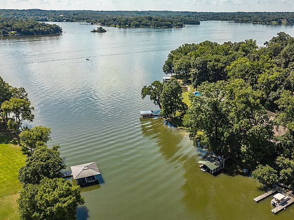 5th image of 601 Indian Lake Rd