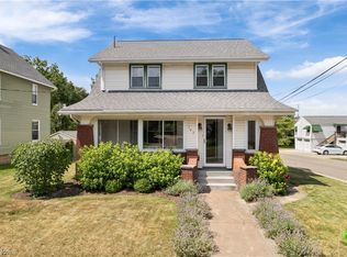 543 W Maple St, North Canton, OH 44720