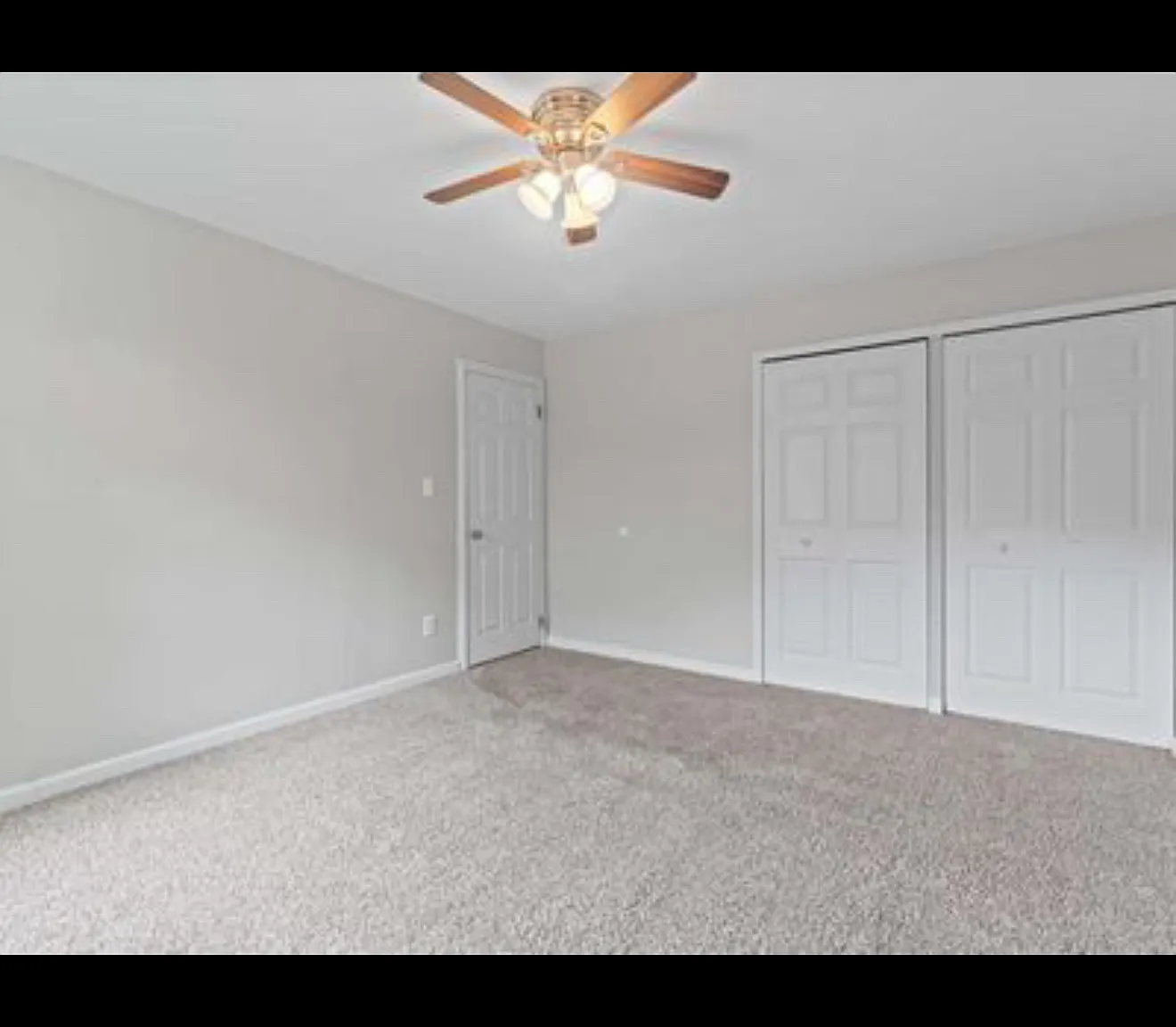 4 bed, 1250 sqft, $2,400 — Photo 4