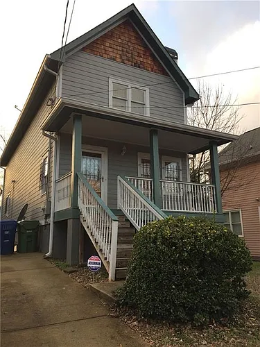 685 Garibaldi St SW Photo 1