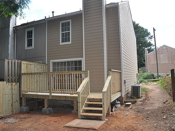 2nd image of 1898 Shenandoah Valley Ln SE