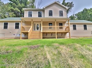 1011 Jackson View Rd, Stroudsburg, PA 18360