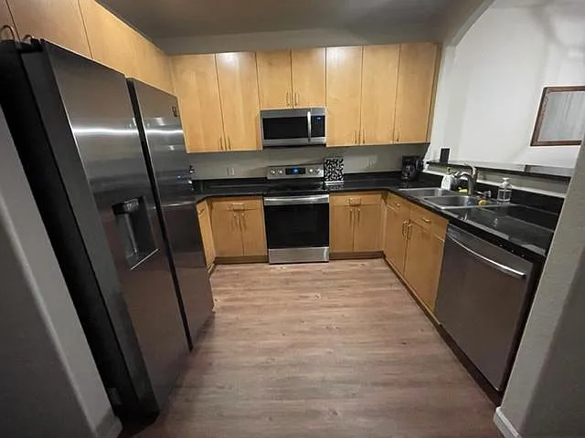 Kitchen 1