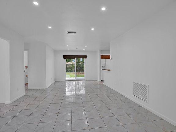 Large open living/dining room