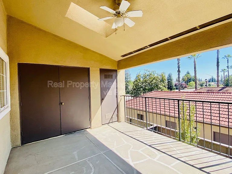 8153 N Cedar Ave #212 — Photo 27