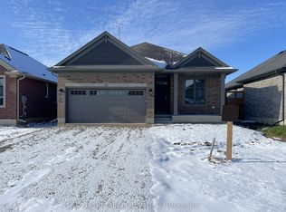 254 Renaissance Dr, Saint Thomas, ON N5R0J9
