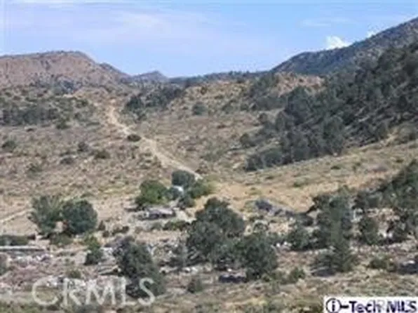 300 E Z12 St, Llano, CA 93544