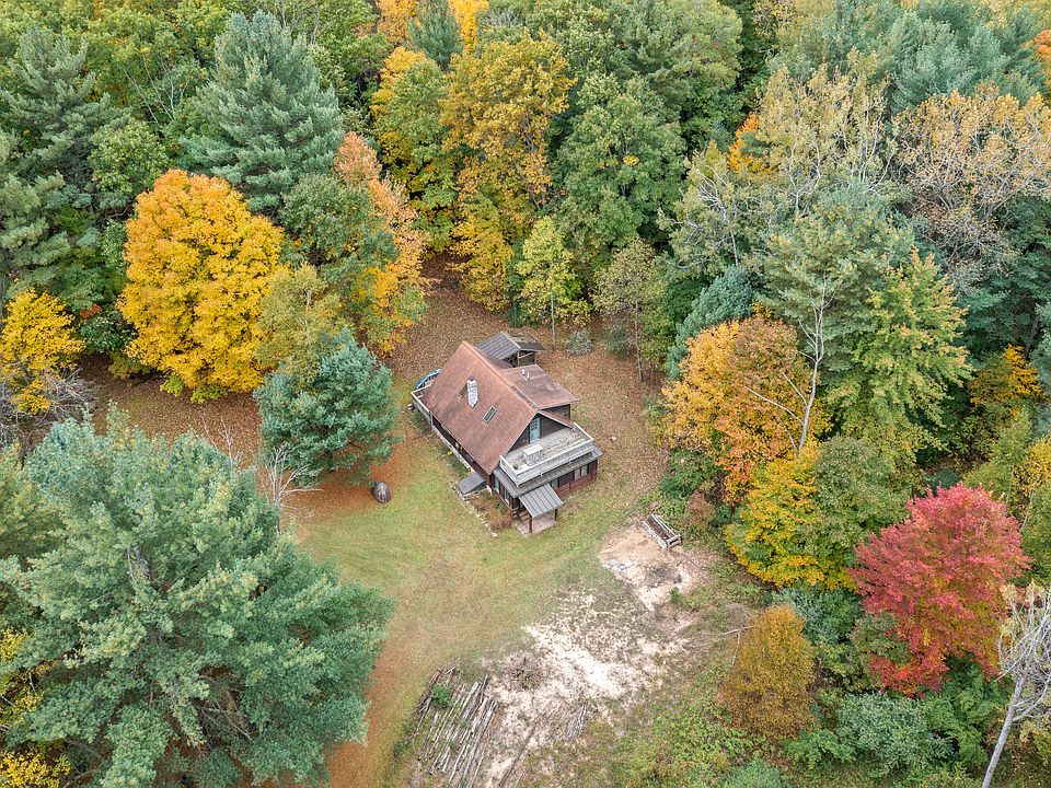 7621 S Riverbend Trl, Newaygo, MI 49337 MLS 23139065 Zillow