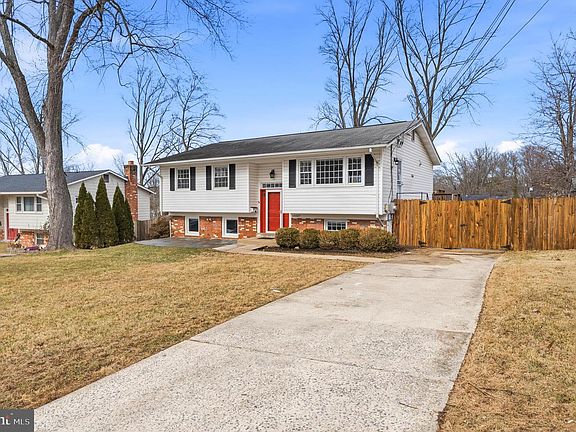 2nd image of 14407 Oakvale St