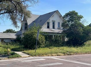 703 E 3rd St, North Platte, NE 69101