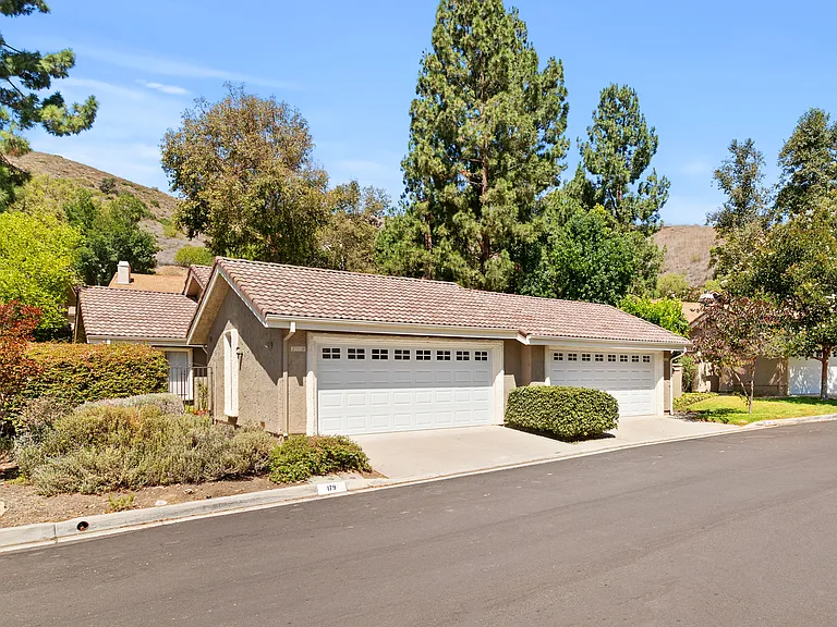 179 Conifer Cir — Photo 2
