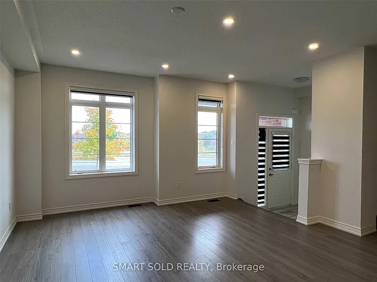 1046 Murrell Blvd — Photo 7