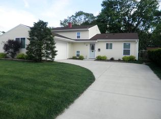 63 Vantroba Dr, Glendale Heights, IL 60139
