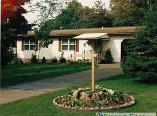108 East St, Byron, MI 48418