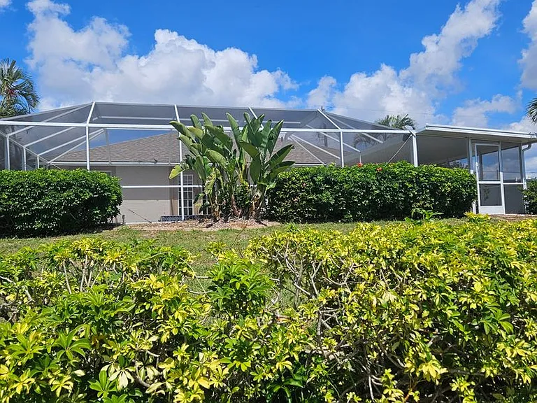 511 Palmetto Dr NE — Photo 28