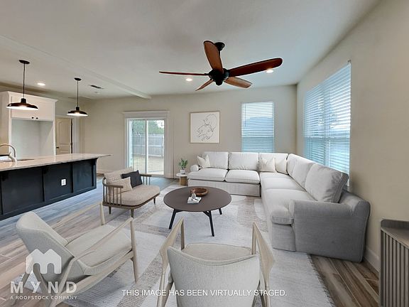 2nd image of 2511 Christine Dr