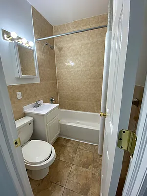 Rented by Finders NYC | media 4