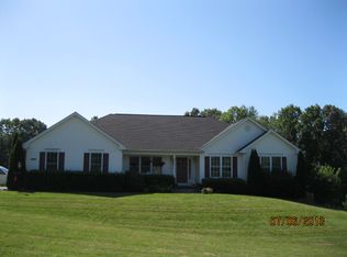 2875 Meandering Dr, Hampstead, MD 21074