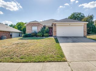 849 Beaver Creek Dr, Burleson, TX 76028