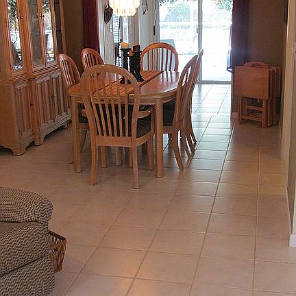 living room/dining room