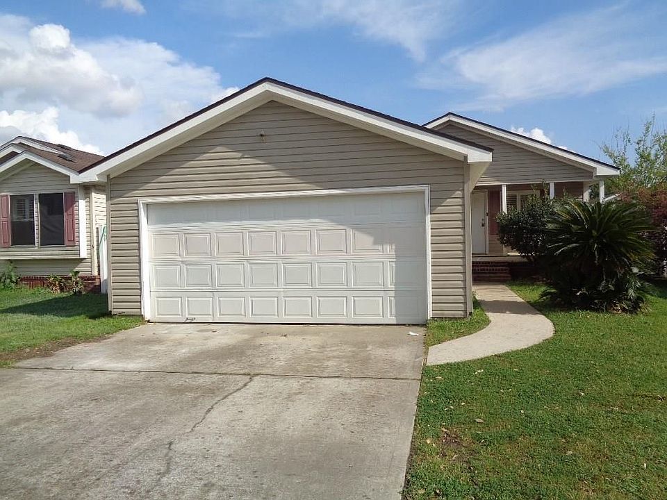 1st image of 10135 Berrybriar Ln