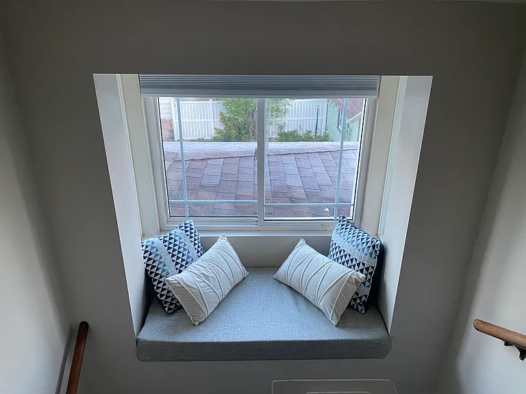 1027 N Sherwood St — Photo 8