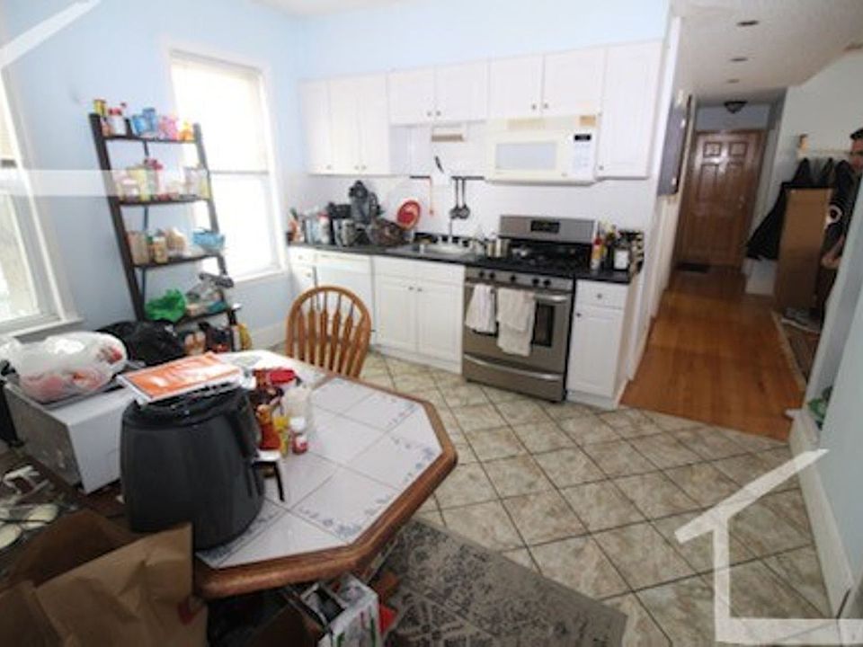 1st image of 9 Harvard Ter APT 1
