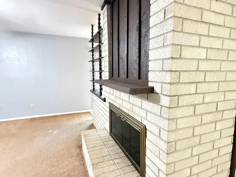 3111 Primrose Ln — Photo 26