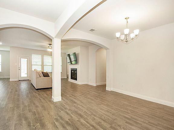 2nd image of 3016 Cerro Ranch Rd