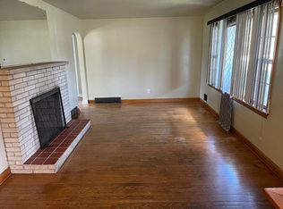 2332 Farnsley Rd, Shively, KY 40216