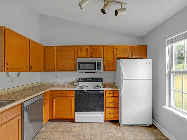5182 Pin Oak Dr — Photo 9