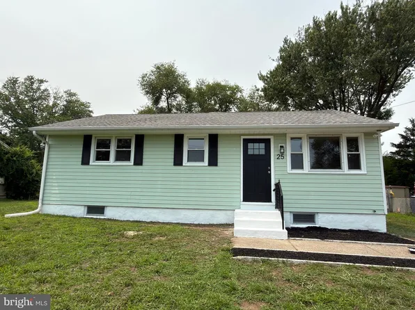 25 Theresa Ln, Williamstown, NJ 08094