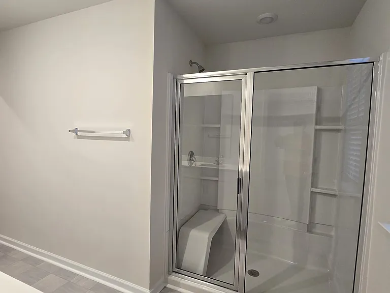 1677 Hallview Ct — Photo 9