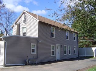 402 Clintonville Rd, North Haven, CT 06473