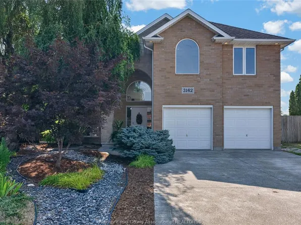 3162 Leisure Cres, Windsor, ON N8R 0A2