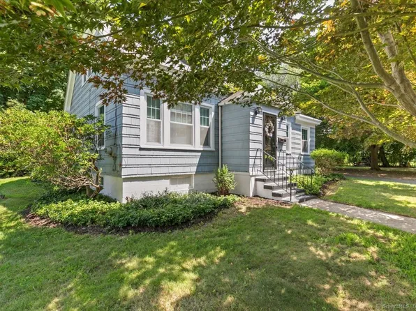 85 Greenlawn Avenue, Stratford, CT 06614