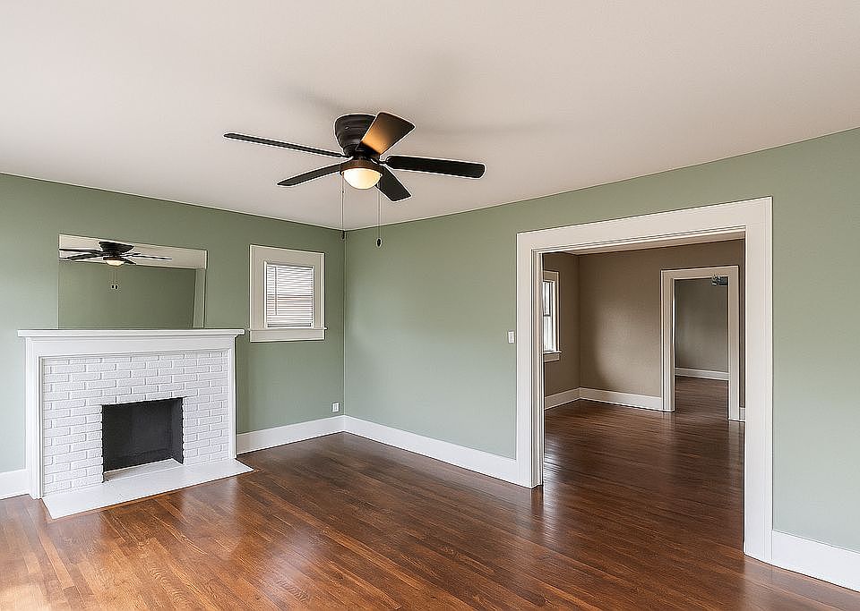 2nd image of 201 W Highland Ave