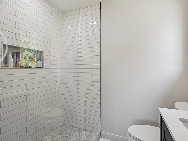 10144 67th Ln N — Photo 22