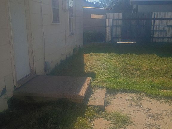 3rd image of 2031 63rd St