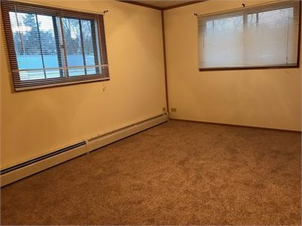 301 E McKenney St #8