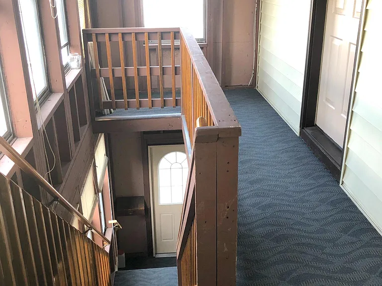 22 Kossuth St #201 — Photo 20