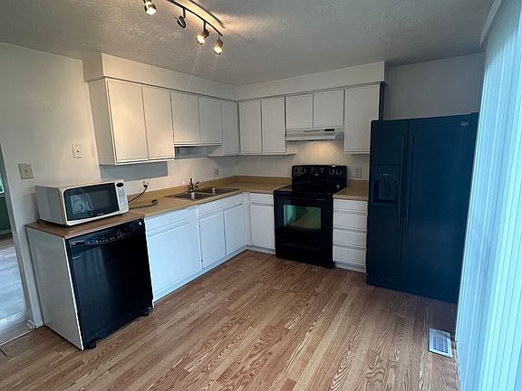 5th image of 301 Laporte Ct