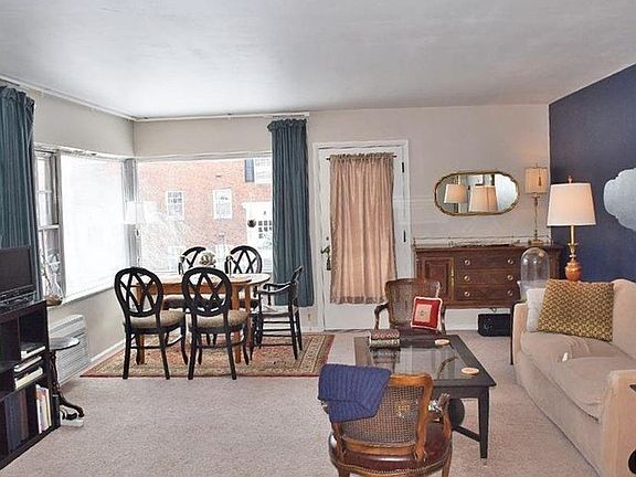 4th image of 19901 Van Aken Blvd APT 103