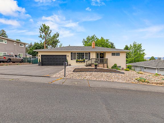 3rd image of 6732 Eberlein Ave